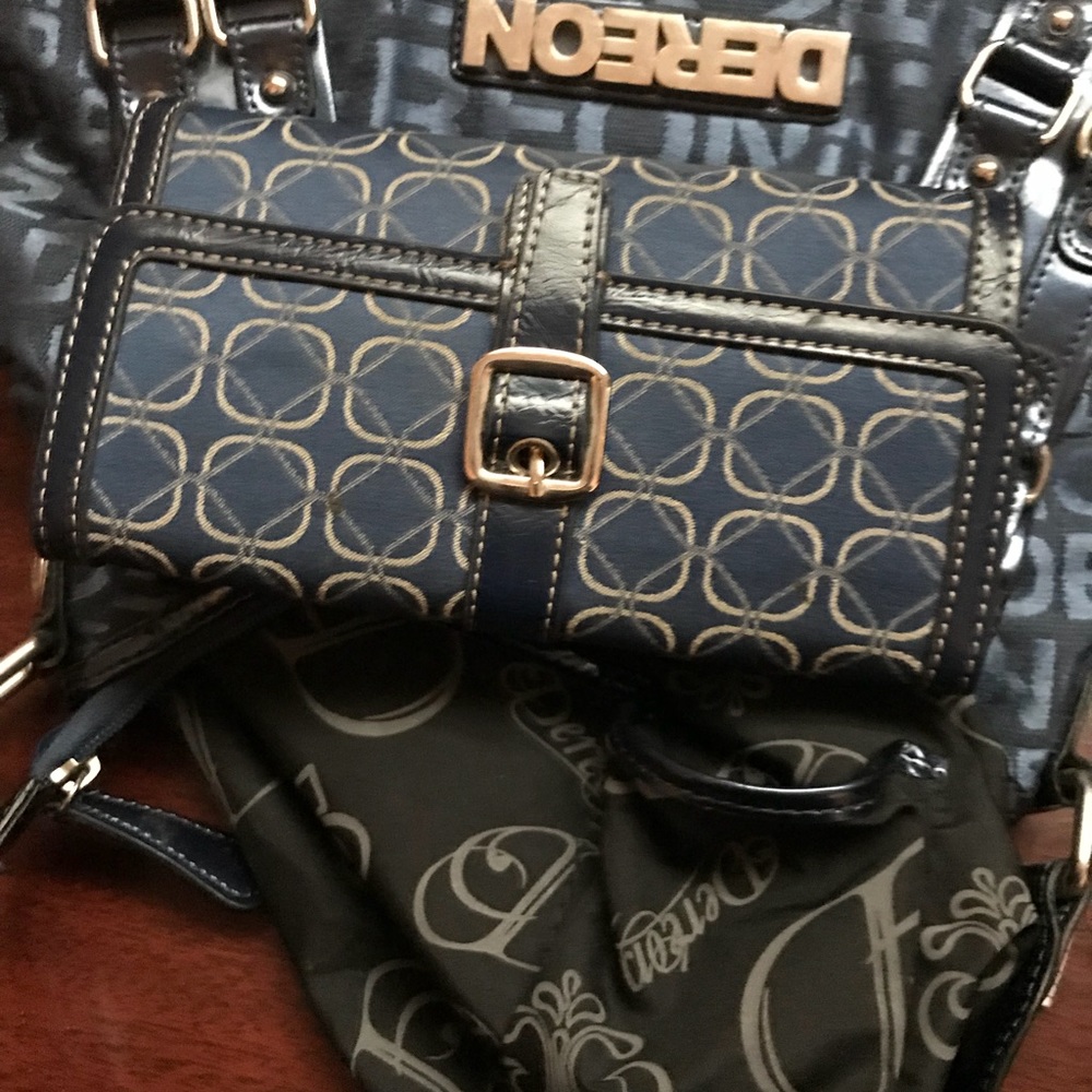Dereon shoulder bag and wallet bundle